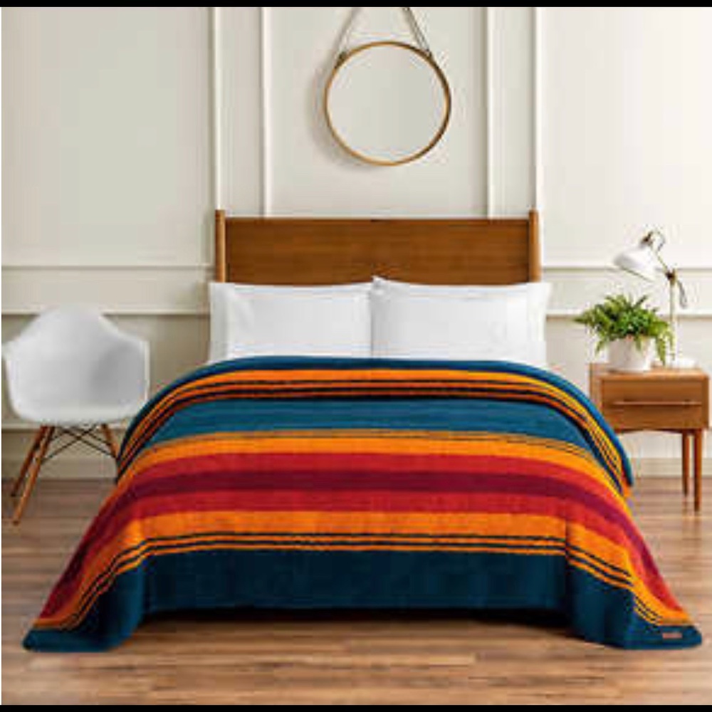 Pendleton King Size Sherpa fleece blanket